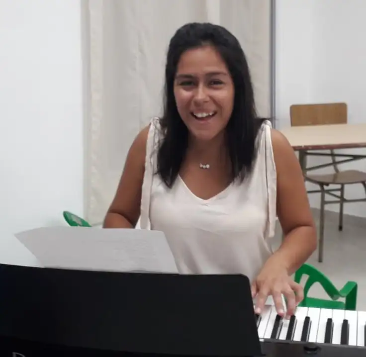 Prof. Irina Valdez., Directora de la EMMIN