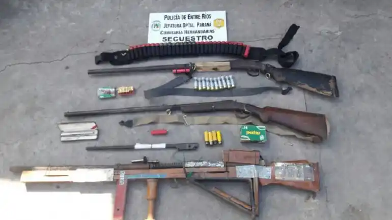 Secuestraron una arma simulada tipo lapicera en Paraná