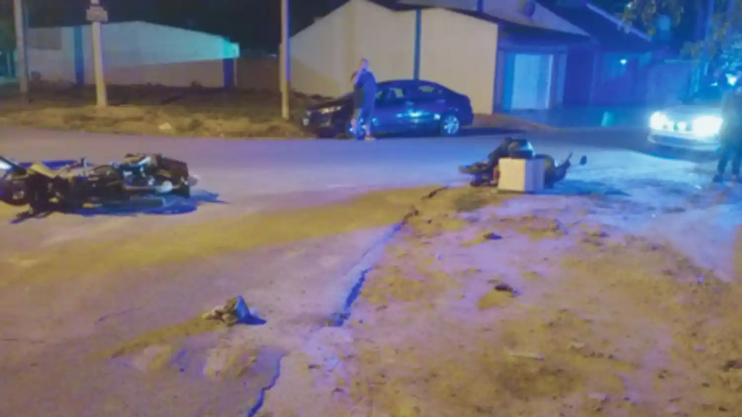 Uno de los motociclistas debió ser asistido en la Guardia del Hospital.