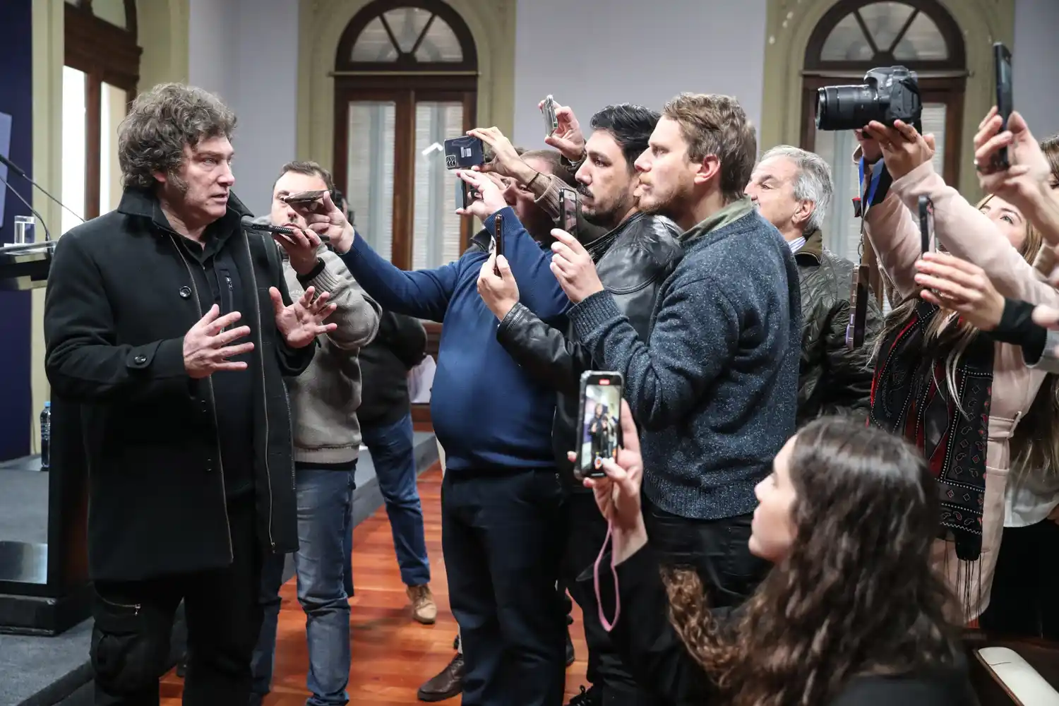 El Presidente Milei conversó con los periodistas acreditados en la Casa Rosada