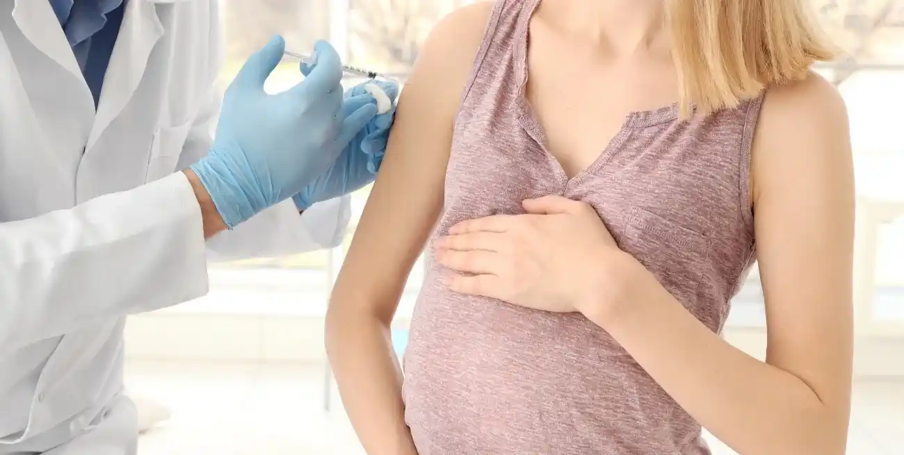 Dirigida a personas embarazadas entre las semanas 32 y 36.6 de gestación