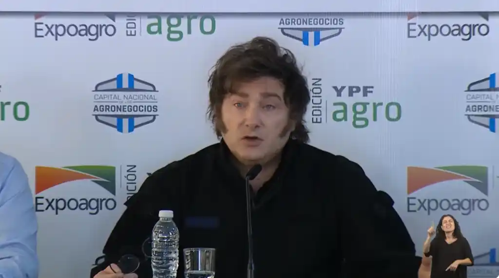 Milei habla en la megamuestra del campo