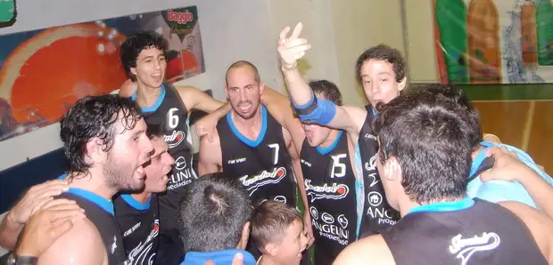 Juventud venció a Racing y lo dejó sumergido en un mar de preocupaciones