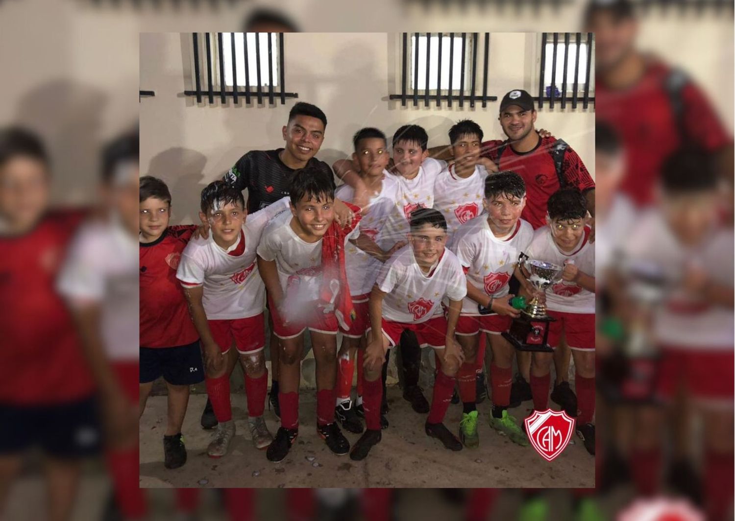 Felicitan a la categoría 2012 del Club Mitre