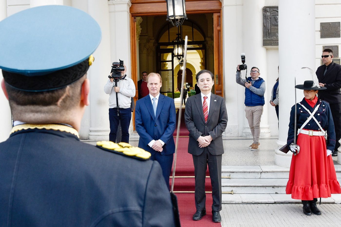 Bordet y Bahl acuerdan con el embajador de Japón intercambio científico y tecnológico