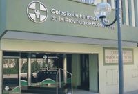 Colegio de Farmacéuticos bonaerense advierte que el DNU pone en riesgo a la profesión y a los pacientes
