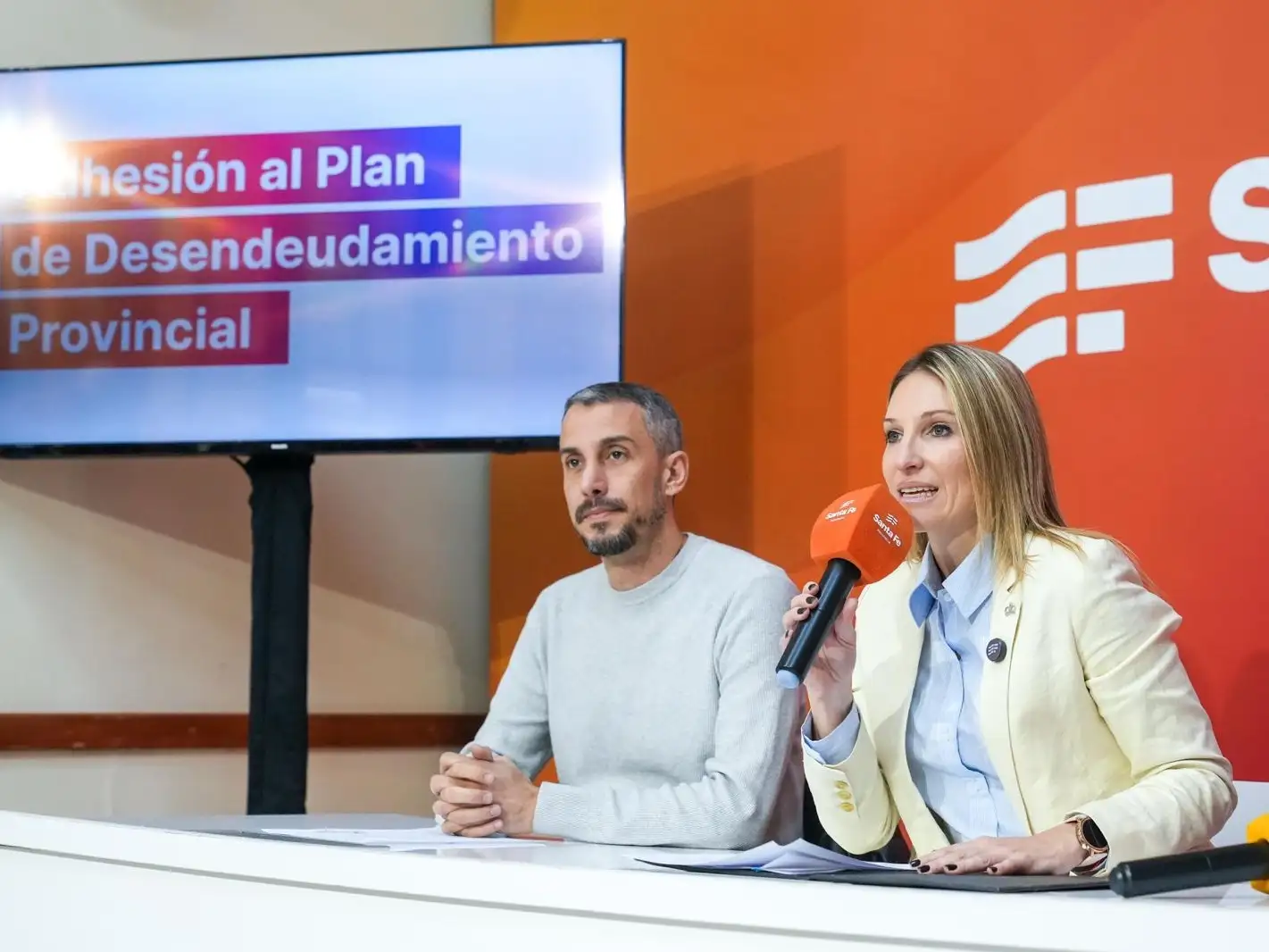 La vocera provincial, Virginia Coudannes, encabezó la presentación en Casa de Gobierno.