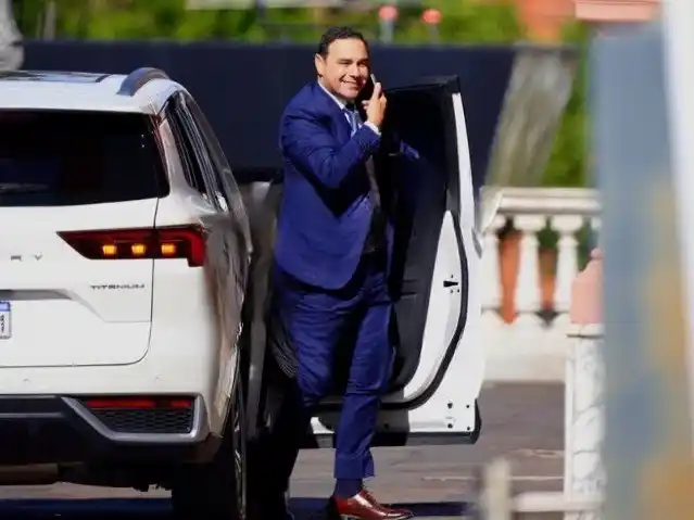 Valdés participó de la cumbre con Milei