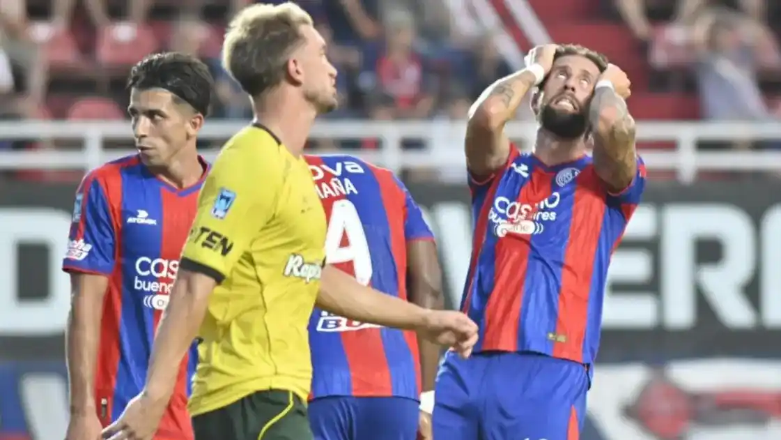 Sin Defensa: San Lorenzo cayó goleado 5-2 en el Nuevo Gasómetro y se fue silbado