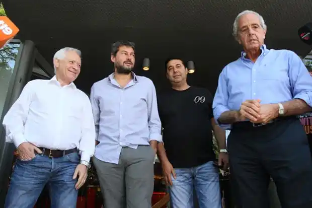 Renuncias masivas en AFA: se fueron Angelici, D'Onofrio, Blanco y Lammens
