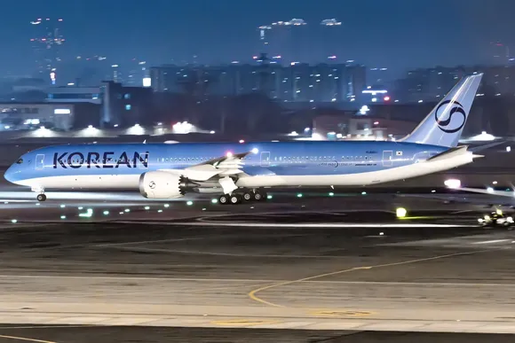 Korean Air Unveils New Logo and Updated Livery
