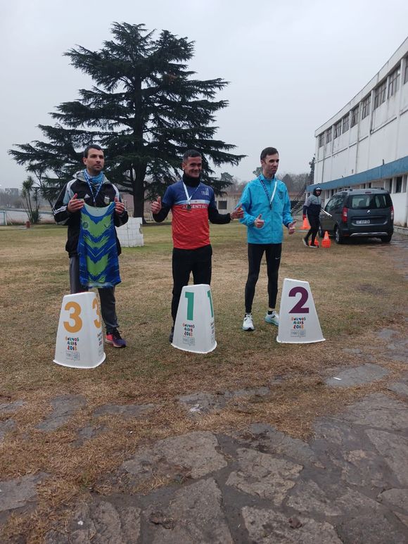 Atletismo: Silvio Espíndola se quedó con el primer puesto en el Metropolitano de Cross Country