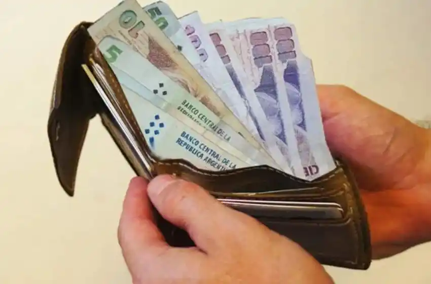 El Gobierno hizo oficial el pago del bono de 5.000 pesos para trabajadores privados