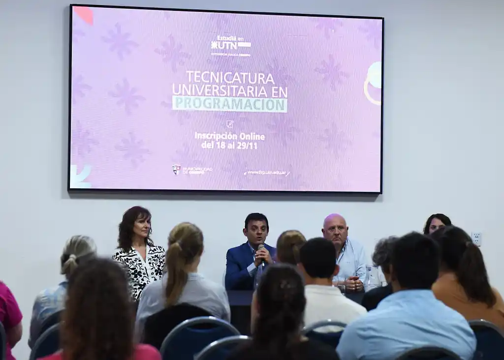 Crespo ofrecerá la Tecnicatura Universitaria en Programación a partir del 2025