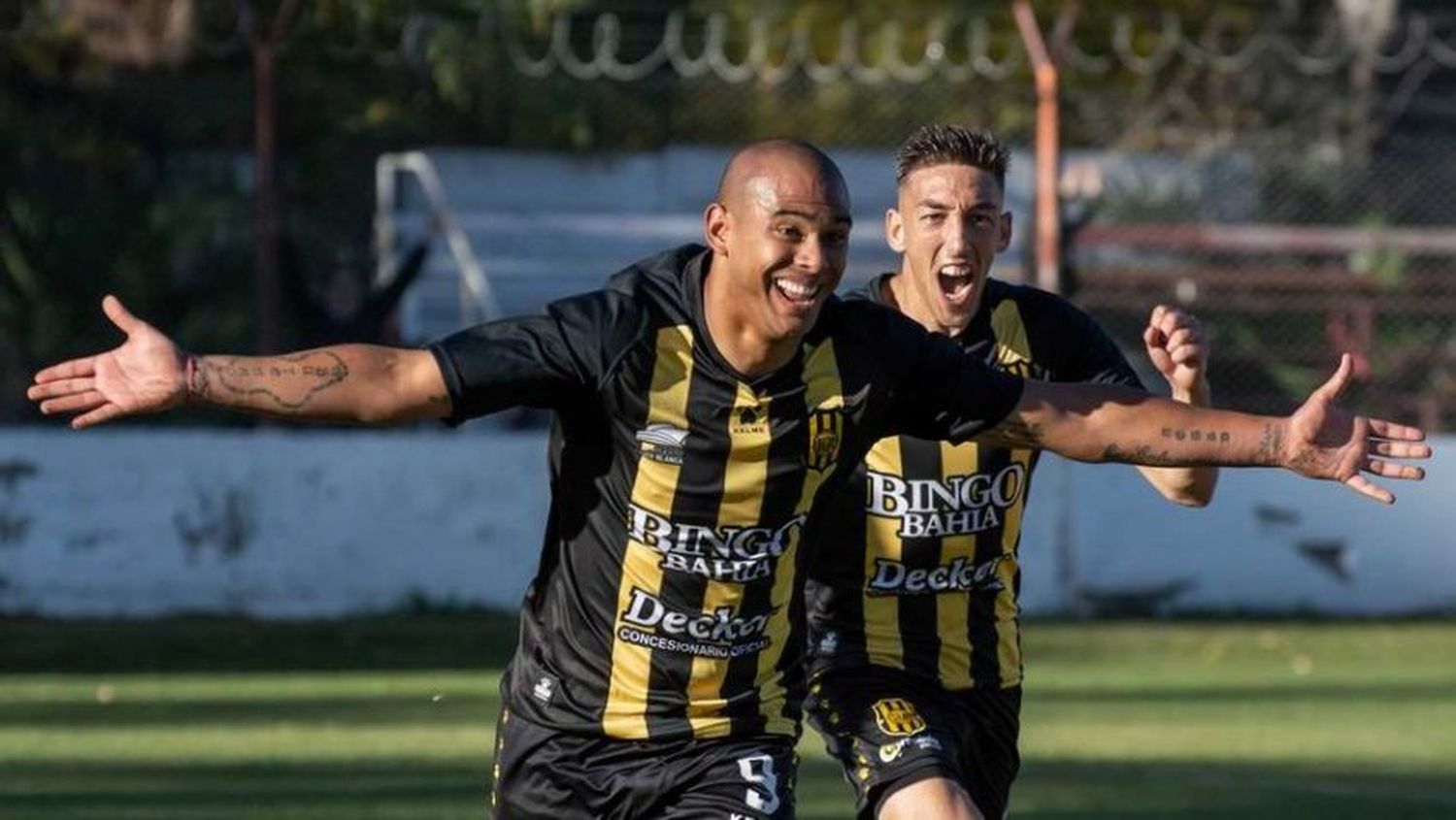 Triplete de Diego Ledesma para el triunfo de Olimpo sobre Sansinena