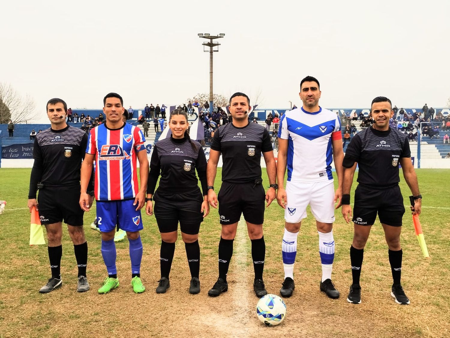 Entretenido empate en el clásico. Foto: Fabián Gallego