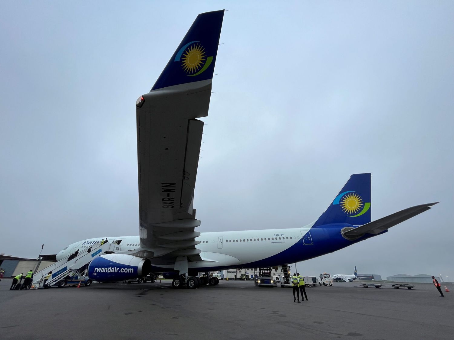 RwandAir suma su tercer destino a Europa