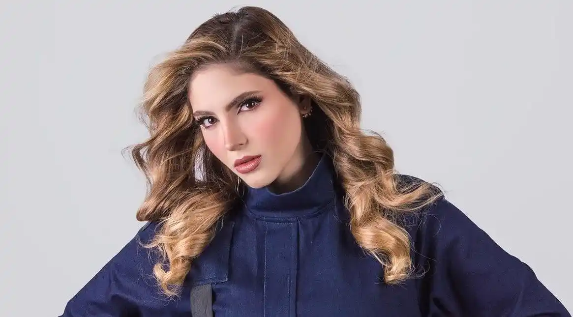 RUMBO A OTRA CORONA: Stephany Abasali se va para China