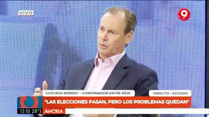 �SEl domingo se votará, pero el día 15 nos encontrará acá trabajando⬝