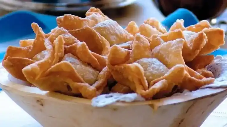 Cómo hacer pastelitos caseros, sin amasar y con solo 3 ingredientes: receta fácil para festejar el Día del Trabajador