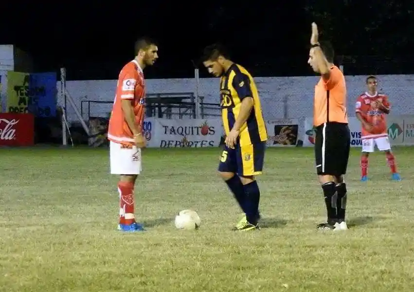 Federal C: Central Larroque y Juventud Urdinarrain empataron 