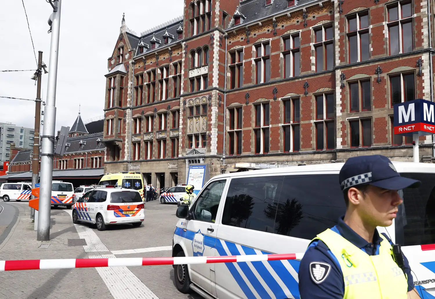Dos heridos en un ataque en la estación de trenes de Ámsterdam