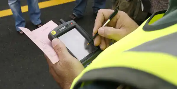 Hay reclamos de conductores por multas “truchas” efectuadas en otras ciudades