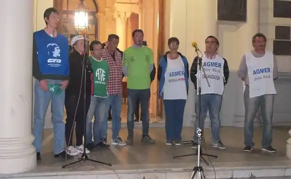 Trabajadores unidos denunciaron que “el 50% se encuentra en negro”