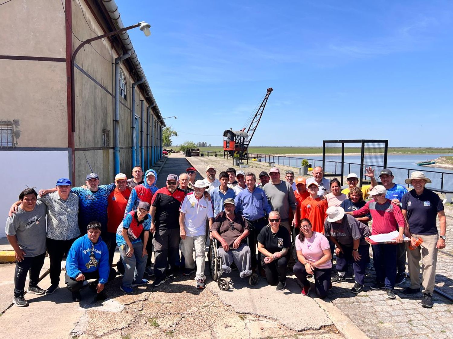 La gráfica es más que elocuente de la gran participación en los torneos de pesca que organiza el Club Martín Pescador. Dicha institución está trabajando arduamente en los concursos a "a la pieza mayor" y Clausura" a desarrollarse ambos en el mes de de Noviembre.