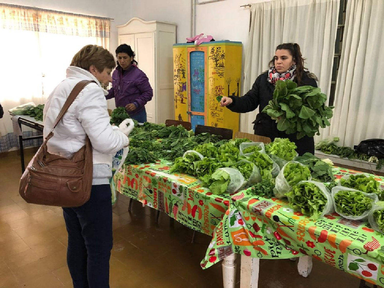 Brinkmann: con las ferias de verduras dan pelea a la crisis