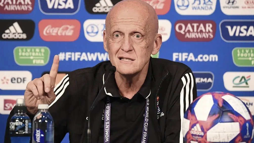 Pierluigi Collina fue elegido «el mejor árbitro de la historia»