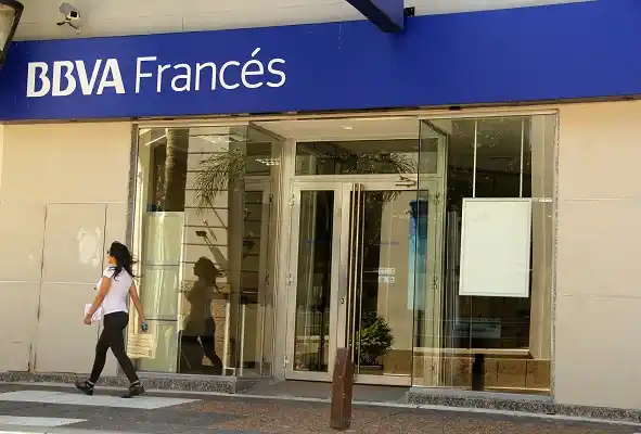 Bancarios vuelven a parar por mejores condiciones laborales y ganancias 