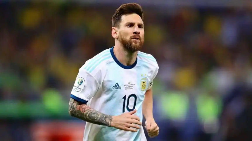 Cuál sería la sación que la Conmebol le aplicaría a Messi