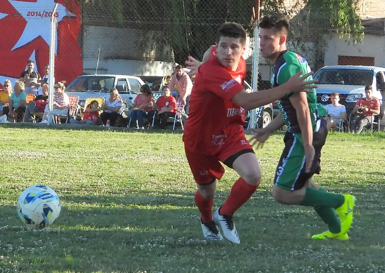 Central Larroque juega su última ficha frente a Atlético Uruguay
