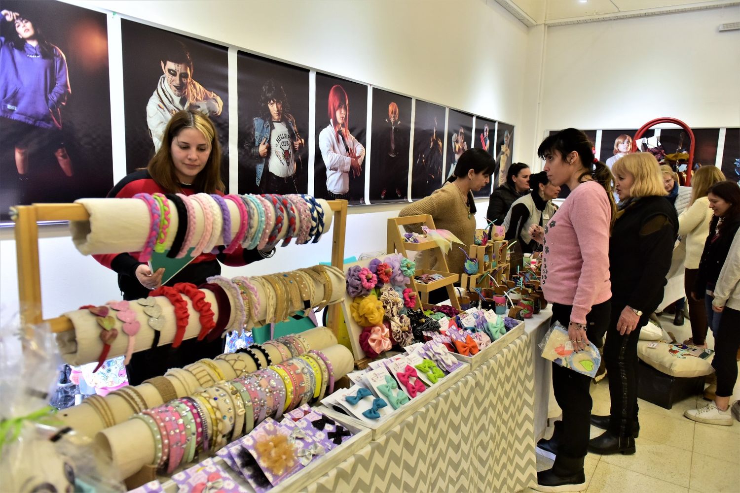 Stands en la Feria Mujeres Artesanas