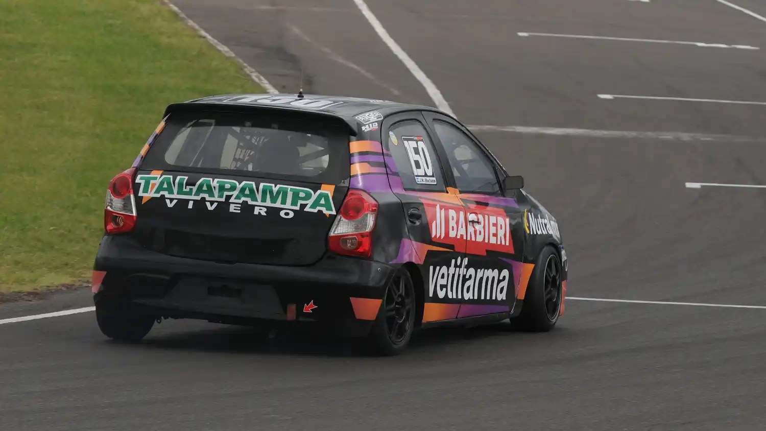 Juancho Eluchans cuarto en los primeros ensayos de la Clase 2 del TN
