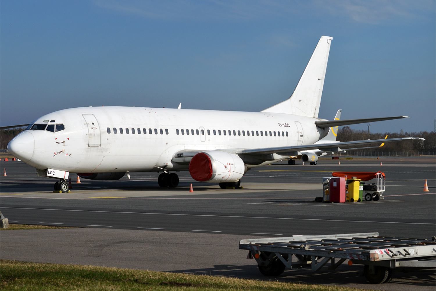 Entrega especial: Un Boeing 737 de Fly Armenia fue aparentemente «robado» por una aerolínea de Irán