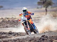 Luciano Benavídez ganó la quinta etapa en Motos