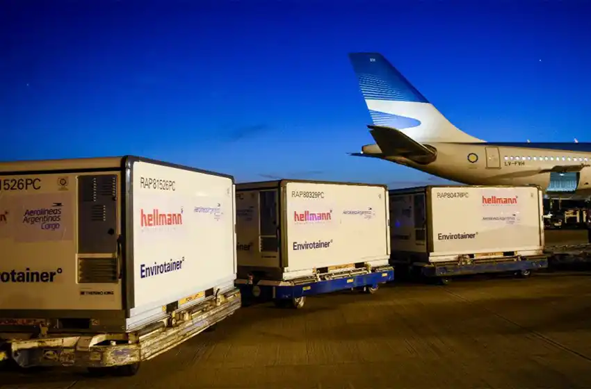 Esta noche parte a Moscú un nuevo vuelo de Aerolíneas para traer más dosis de Sputnik V