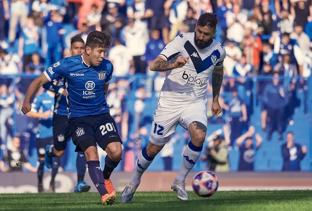 Vélez superó a Talleres en un final a puro gol