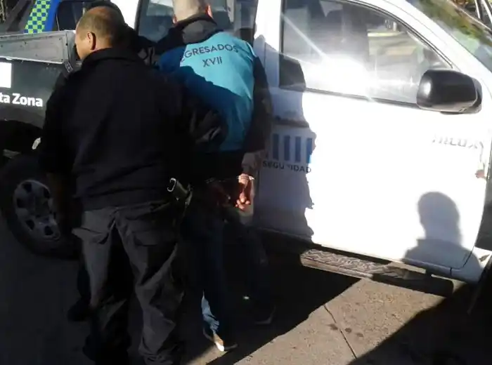 Tiene 25 años y lo juzgarán por tres asaltos y un crimen