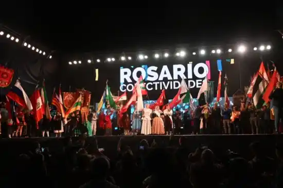 Tras la reprogramación por mal tiempo, la Fiesta de las Colectividades empieza este sábado en Rosario