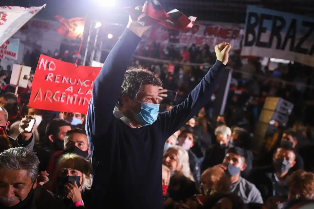 En su cierre en Quilmes, Manes dijo que son “la mejor opción” para vencer al FDT