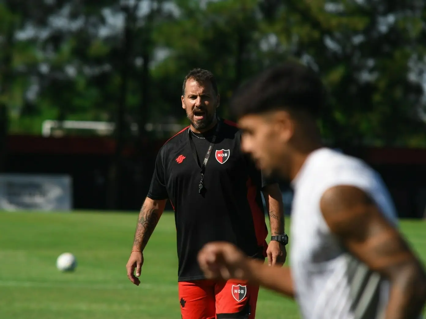 El "Ogro" tuvo su primer encuentro con los jugadores de Newell's