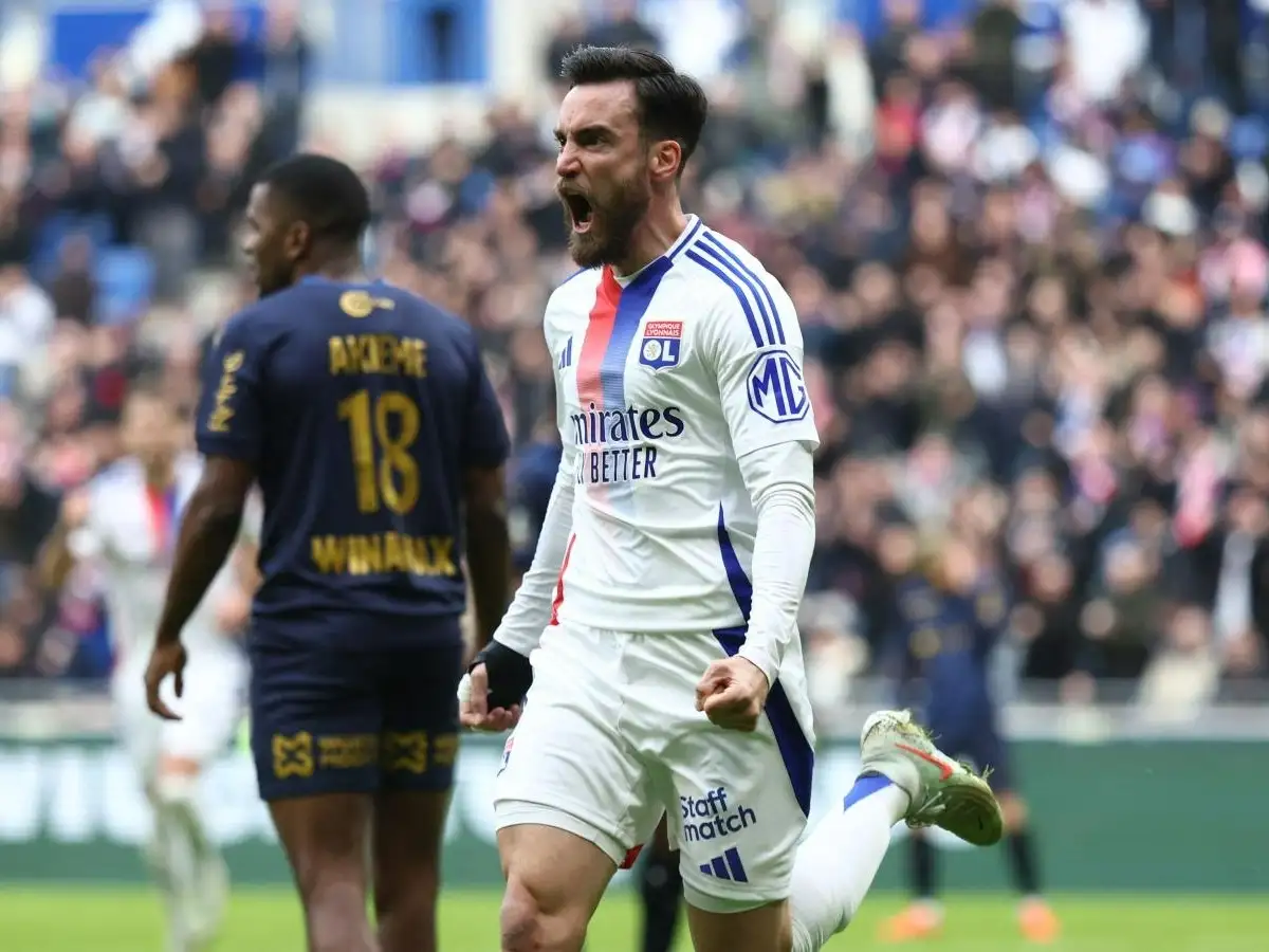 Nicolás Tagliafico abrió el triunfo de Lyon