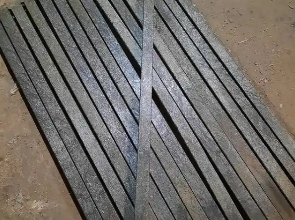 Joven emprendedor fabrica varillas de alambrado a base de residuos plásticos