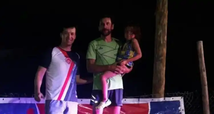 Javier Sánchez se presentó en Victoria