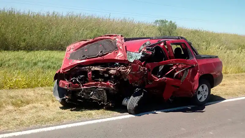 Un hombre perdió la vida en un brutal choque frontal sobre Ruta 12