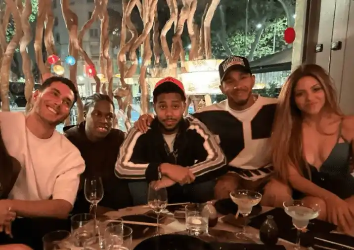 Shakira y Hamilton compartiendo en Barcelona. Foto Instagram @elgordoylaflaca