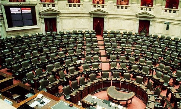 Barreto y Cremer, los entrerrianos que más faltaron a sesiones 